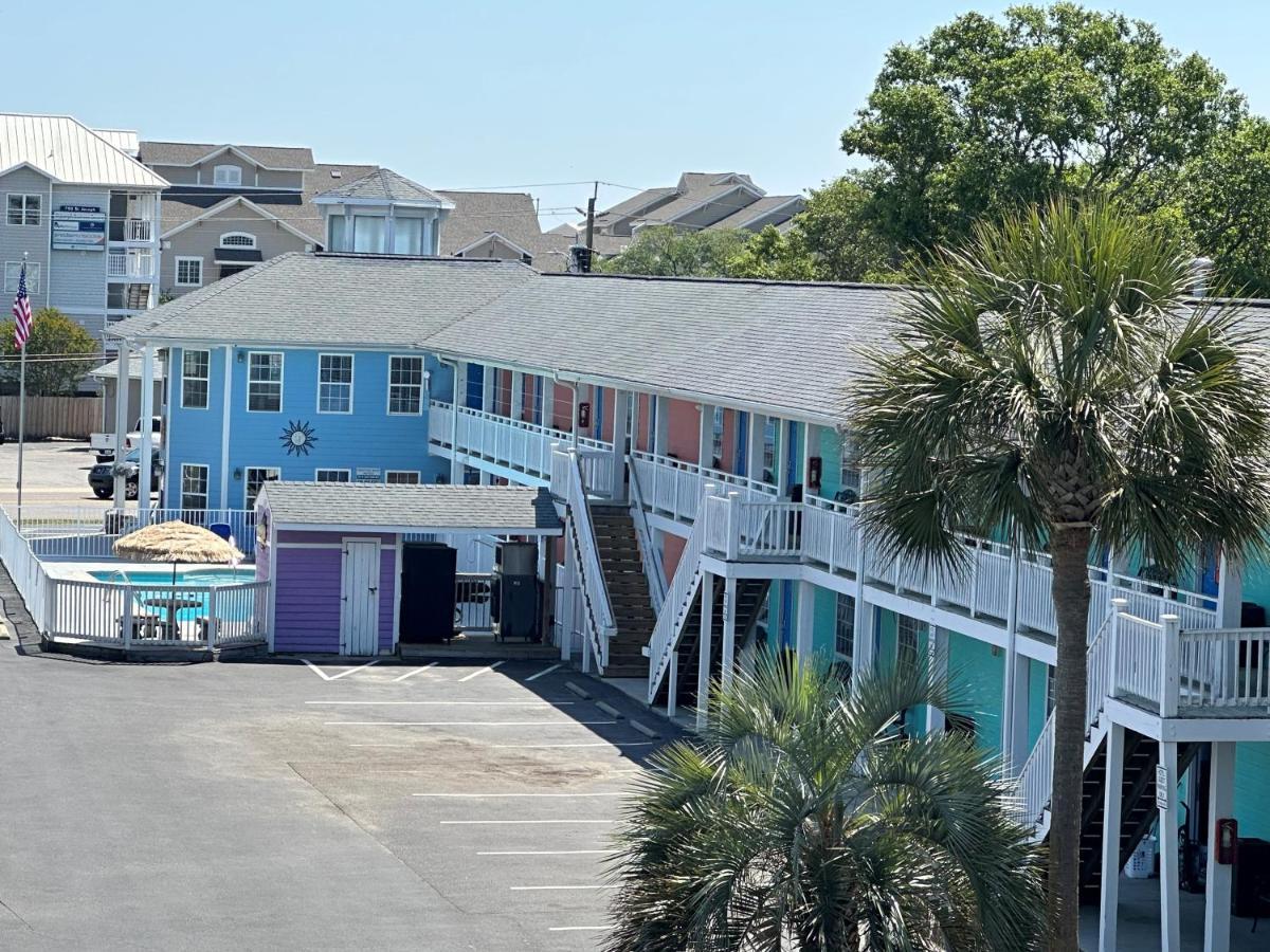 Pirates Cove Motel Carolina Beach Exterior photo